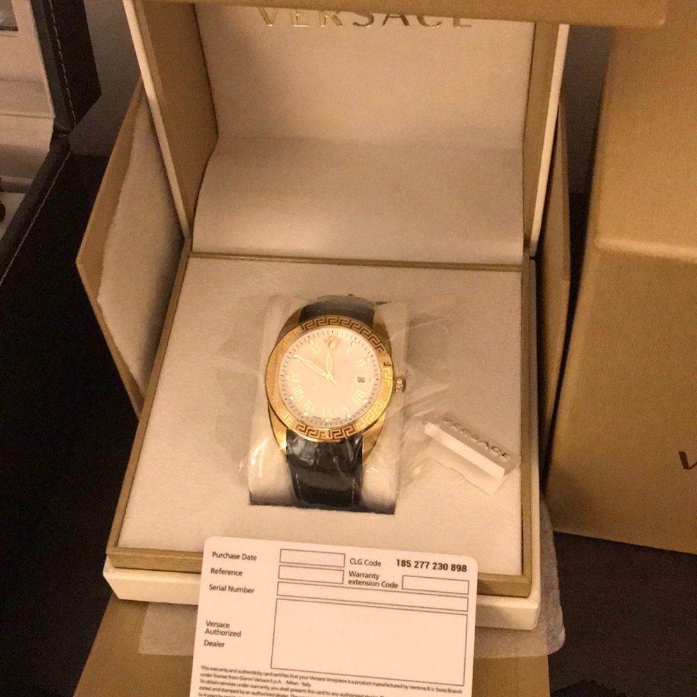 Mens Versace watch V-Sport IP NWT - Picture 2 of 12